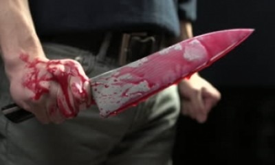 ثلاثيني يسدّد عدة طعنات لوالده فيرديه قتيلاً لأنه ألح عليه أن يحافظ علي صلاته 2ec294de2a5e43d2cb2c290ab5d15e98