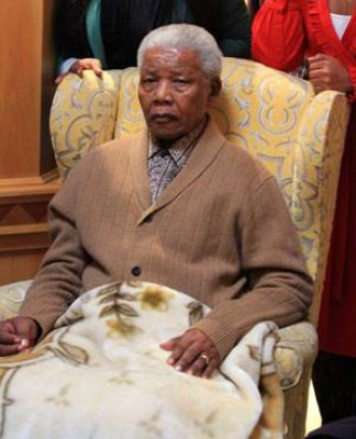 نيلسون مانديلا يفقد قدرته على الكلام 9998419368