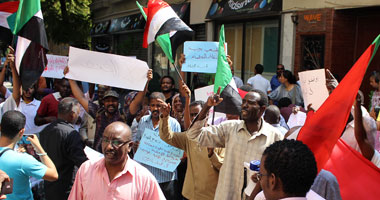 سجن 3 أشخاص بتهمة شن هجمات وأعمال نهب فى السودان 39201326135130
