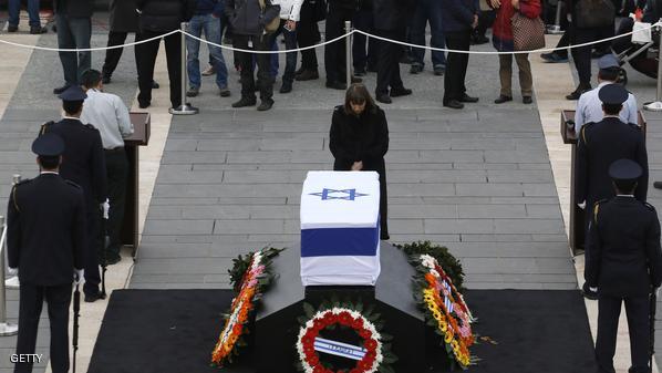 تشييع جثمان شارون وسط إجراءات أمنية مشددة 1 526790