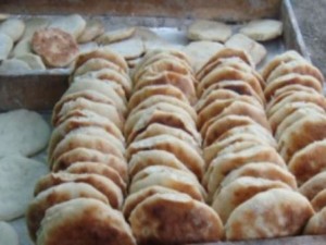 حملات تفتيشية للأوزان بمخابز الخرطوم bread-60879-1