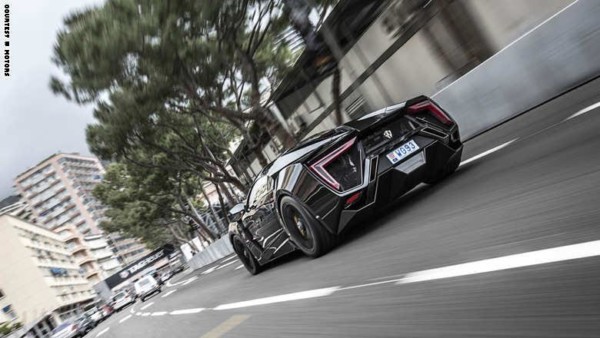  أول سيارة "سوبر" للعرب فقط.. مصابيح أمامية من الماس ومقاعد من الذهب