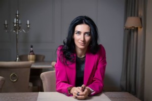 وزيرة العدل الجديدة في أرمينيا 3
