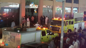 بالصور:حريقان كبيران في #جدة .. والمدني يتدخل حريق-نشب-في-ميزان-للتخزين-4-799x450