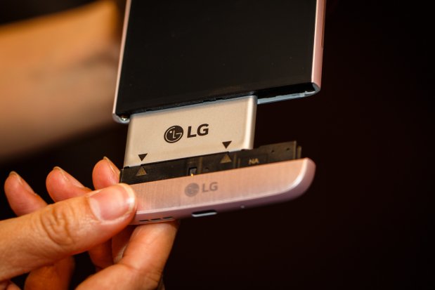 بالصور .. رسمياً إل جي تكشف عن هاتفها الرائد LG G5 LG G5