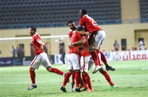 بالصور .. الأهلي يتوج بطلا للدوري المصري بعد الفوز على الإسماعيلي الاهلي 1