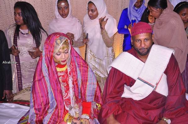 شاهد بالفيديو والصور..حفل زواج اللواء عبدالرحمن الصادق المهدي و د.مها كمال الدين 266208