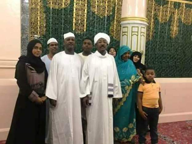 عاجل : أول ظهور للفريق طه عقب إقالته من القصر الجمهوري 5541